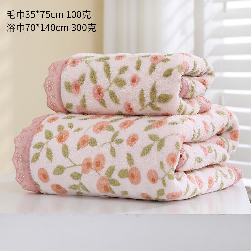Set of Two Coral Fleece Bath Towels with a Fresh Floral Design, Featuring a Thick, Highly Absorbent Fabric Suitable for Swimming And Bathing, Soft to The Touch, And Quick-Drying with Lace Detailing